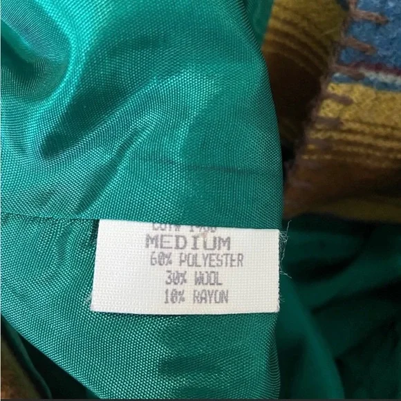 Ladies Size M Breeches Colorful Lined Jacket, 2 Button Closure, 2 Front Pockets - Picture 4 of 6